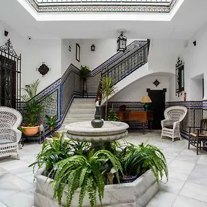 Machado Apartahotel
